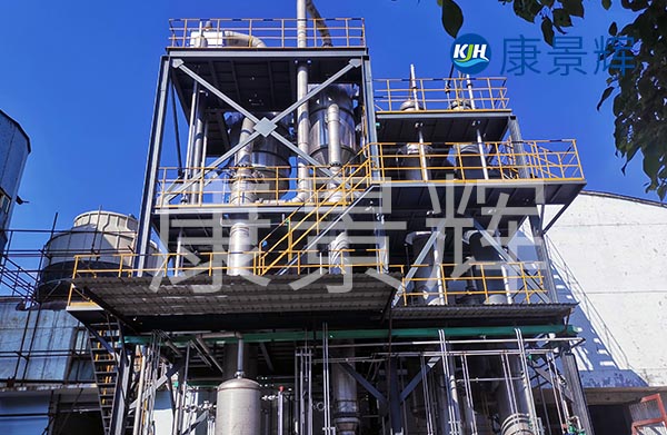 三效蒸發(fā)器定制采購合同中，會約定付款比例、周期、生產(chǎn)周期、安裝調(diào)試周期、以及售后服務(wù)保障等。