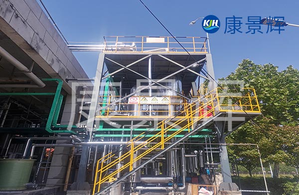 黑龍江多效蒸發(fā)器項(xiàng)目處理量在10T/H到60T/H不等，所以價(jià)格也會(huì)有不一樣，大約在百萬以上、幾千萬不等，